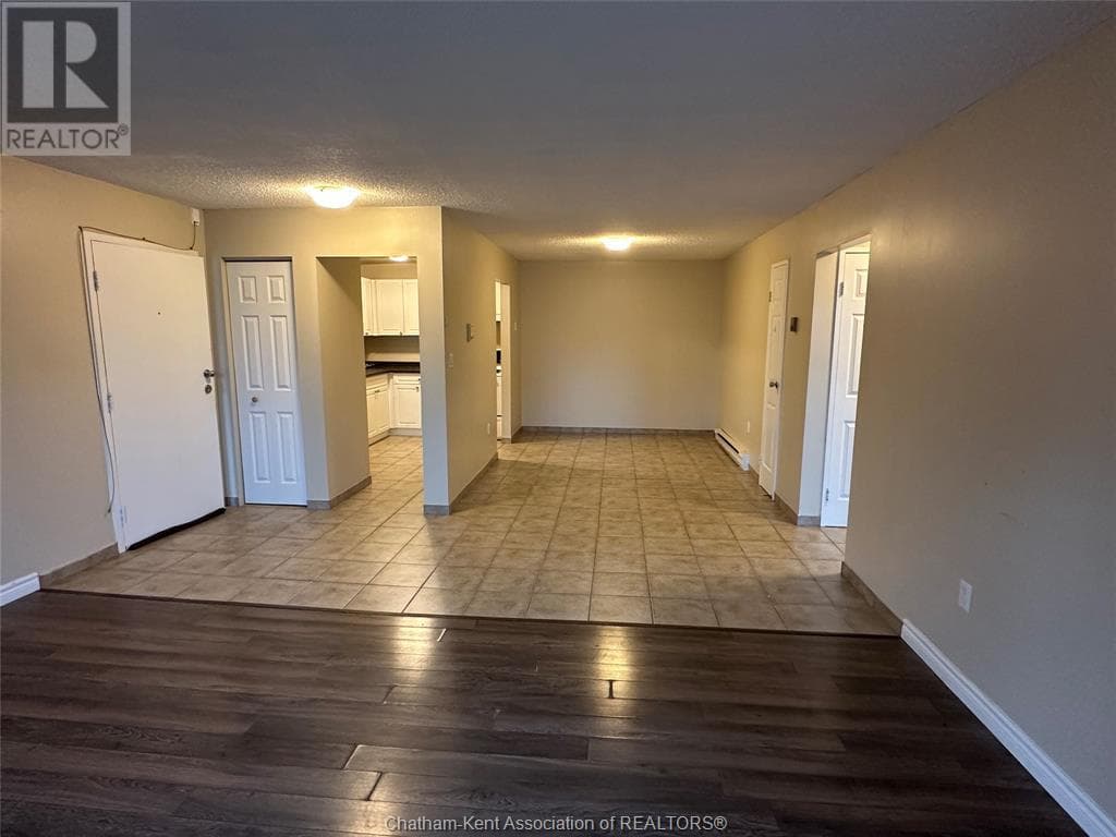 All-Inclusive 2BR Suite at 9 Sarah Crescent - Photo 4