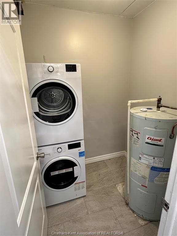 Renovated 2BR All-Inclusive Suite on St. Clair - Photo 4