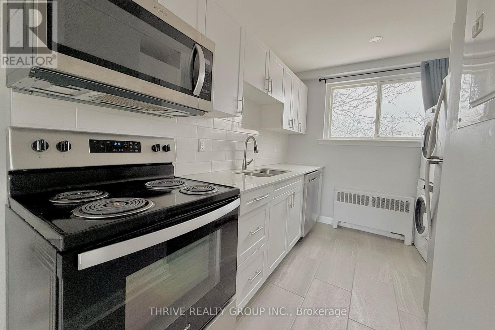 Renovated 2BR All-Inclusive Suite at 57 Wellington