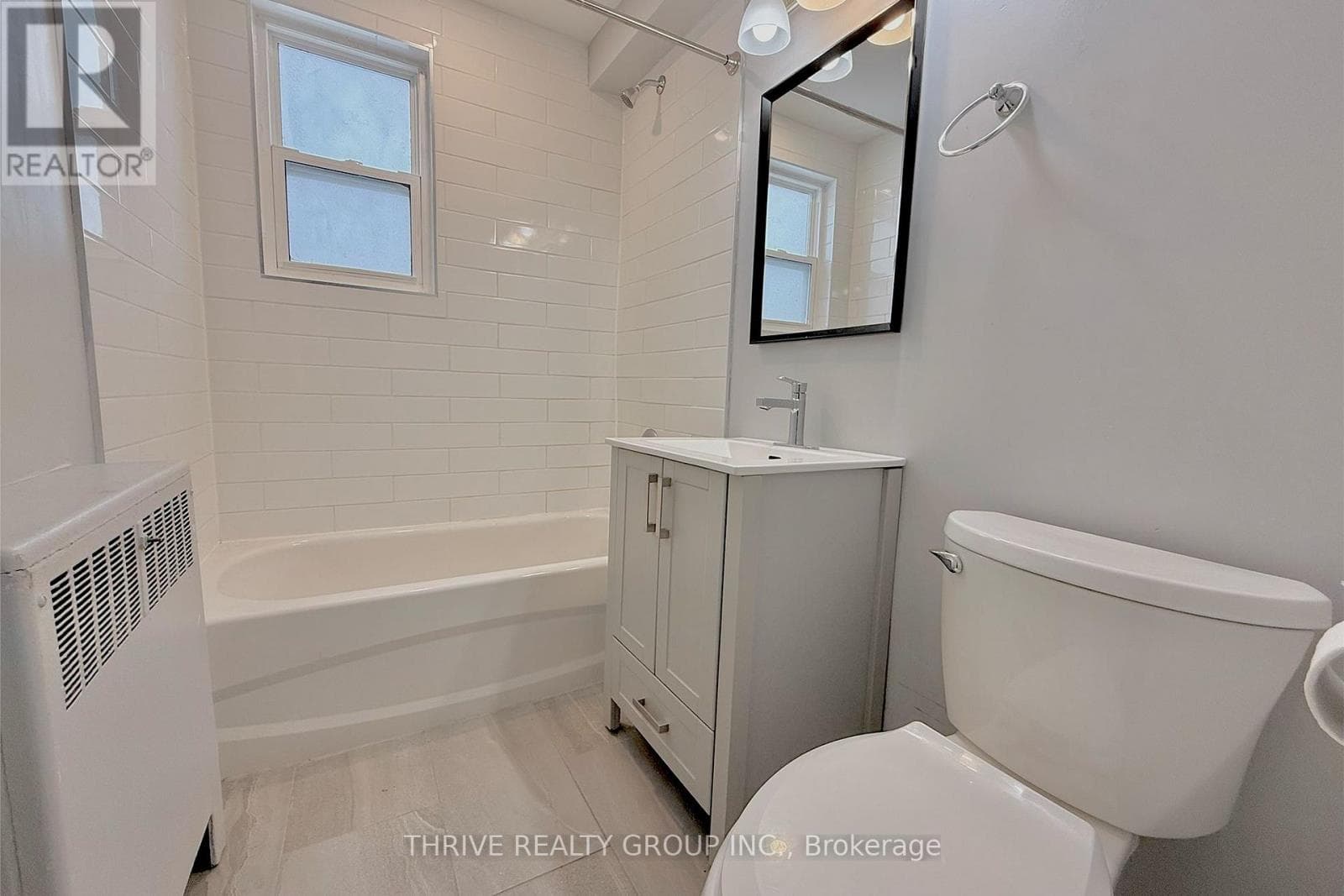 Renovated 2BR All-Inclusive Suite at 57 Wellington - Photo 6